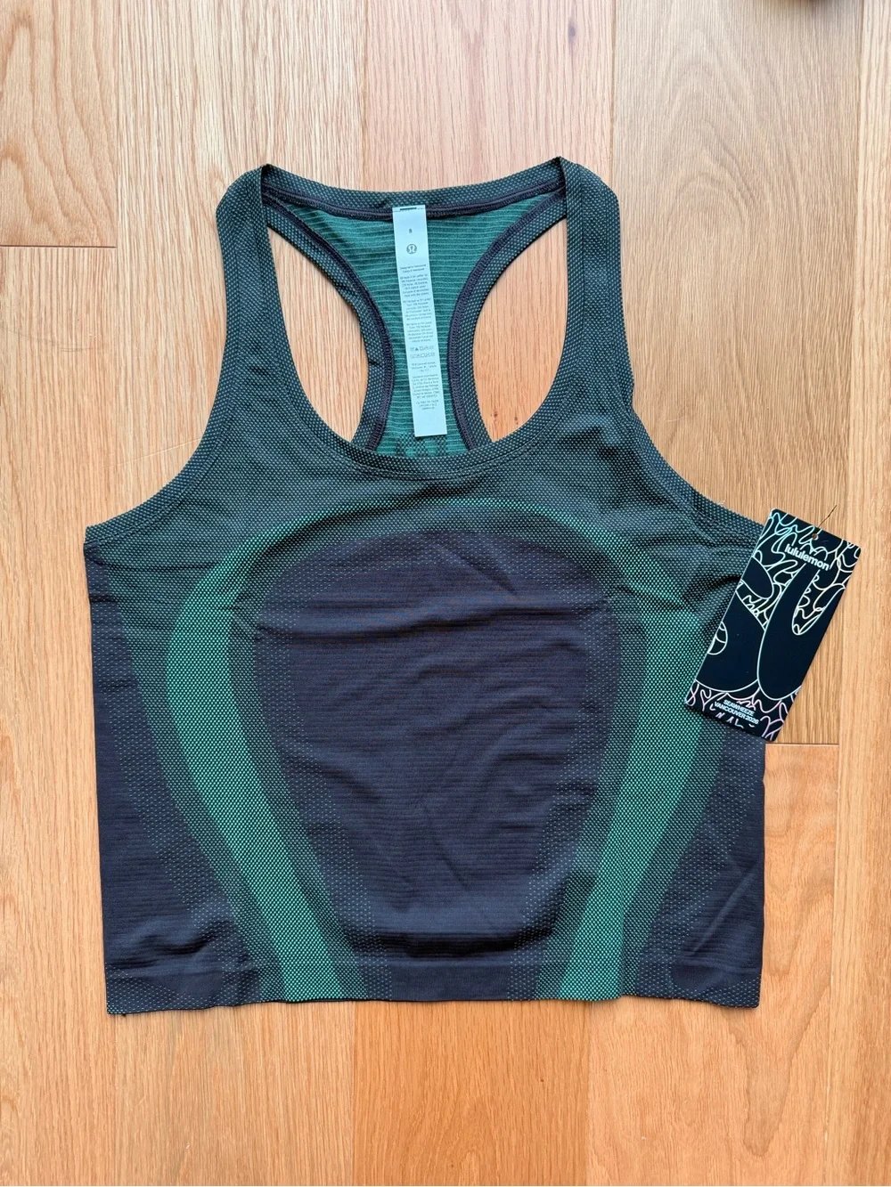 lululemon SeaWheeze 2026 Black/Green Swiftly Tank (waist length)
